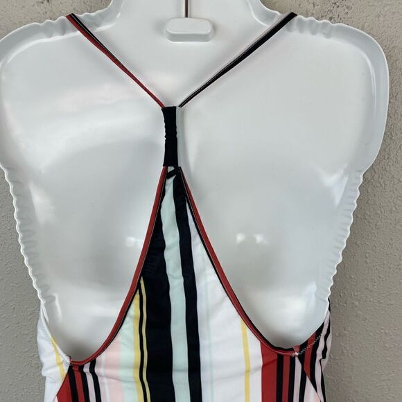 NWT Volcom One Piece Swim Suit Size M - Picture 4 of 6